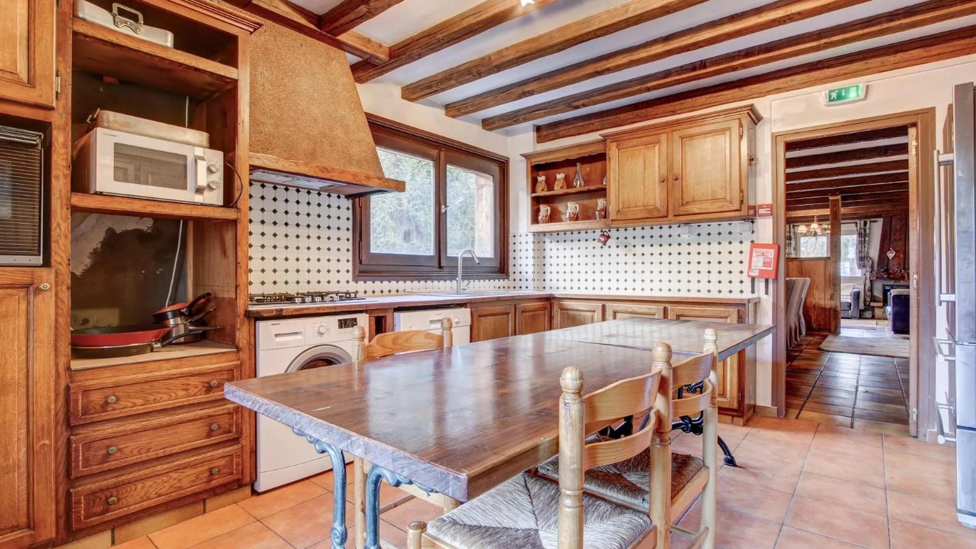بيت ضيافة Self Catered Chalet With Indoor Pool Essert-Romand