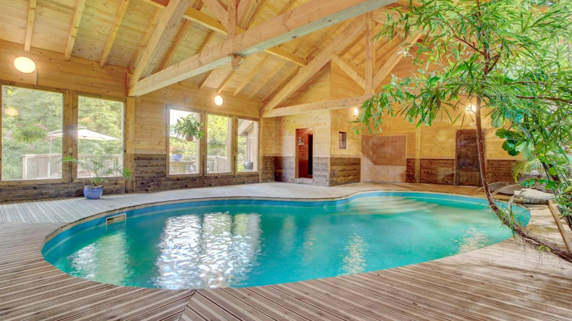 Self Catered Chalet With Indoor Pool Essert-Romand